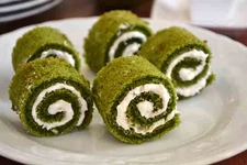 Ispanaklı Rulo Pasta Tarifi ve Malzemeleri