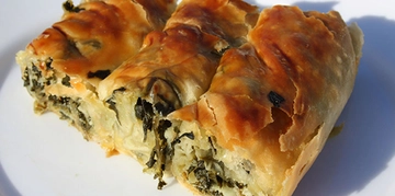 Ispanaklı Börek Tarifi ve Malzemeleri